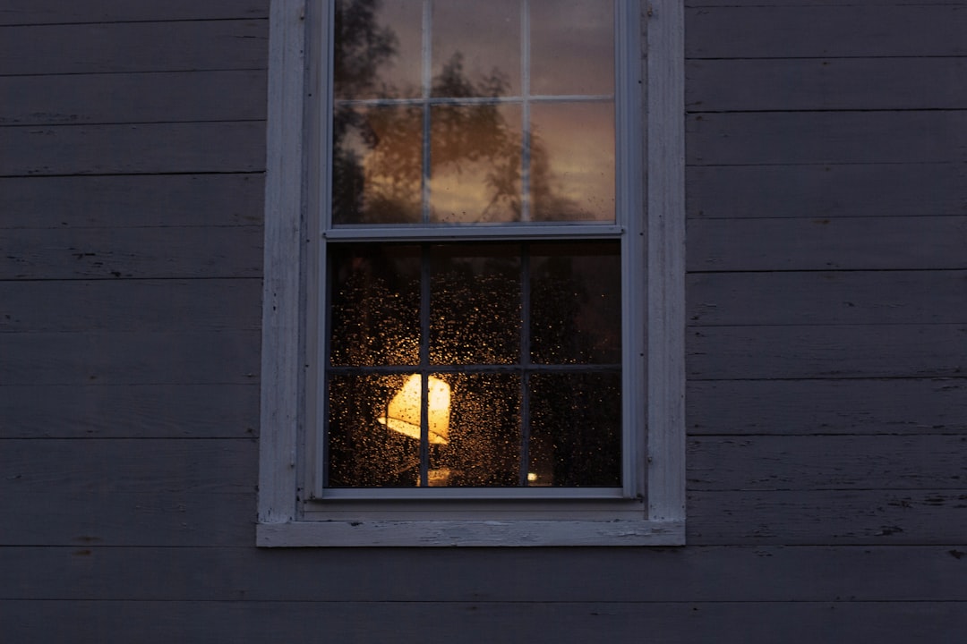 Photo Moon Table Lamp